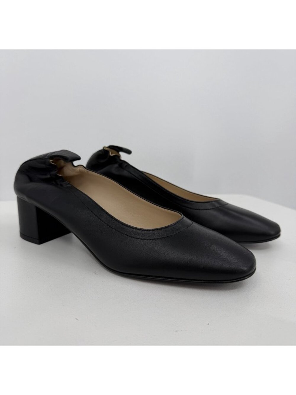 Everlane Italian Leather Day Heel size 7.5 Women's Black Elastic Back Comfort